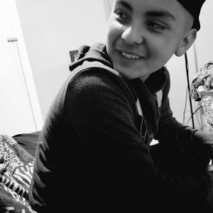 Meet your Posher, Eduardo